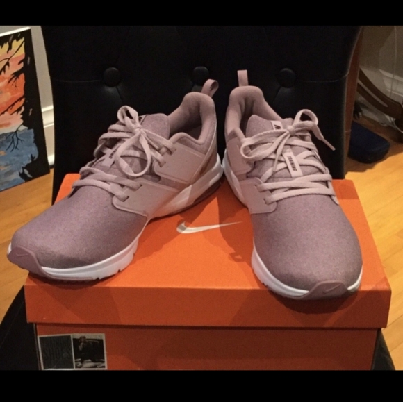 Nike Bella TR Cross Training Plum Dust Women Sneakers Size:9.5 - Picture 2 of 8